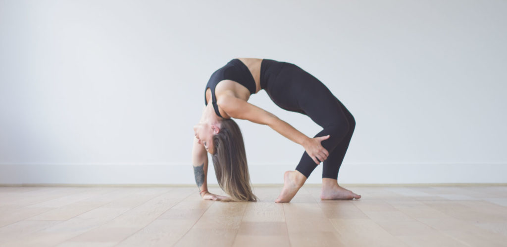 Sarah Metzger – (Here) Yoga